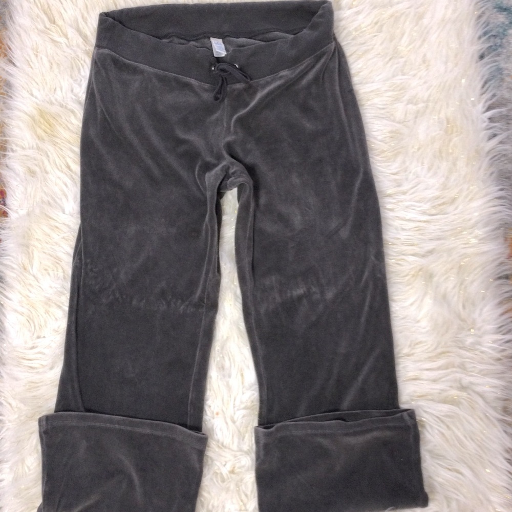 Fairly new velour sweatpants
